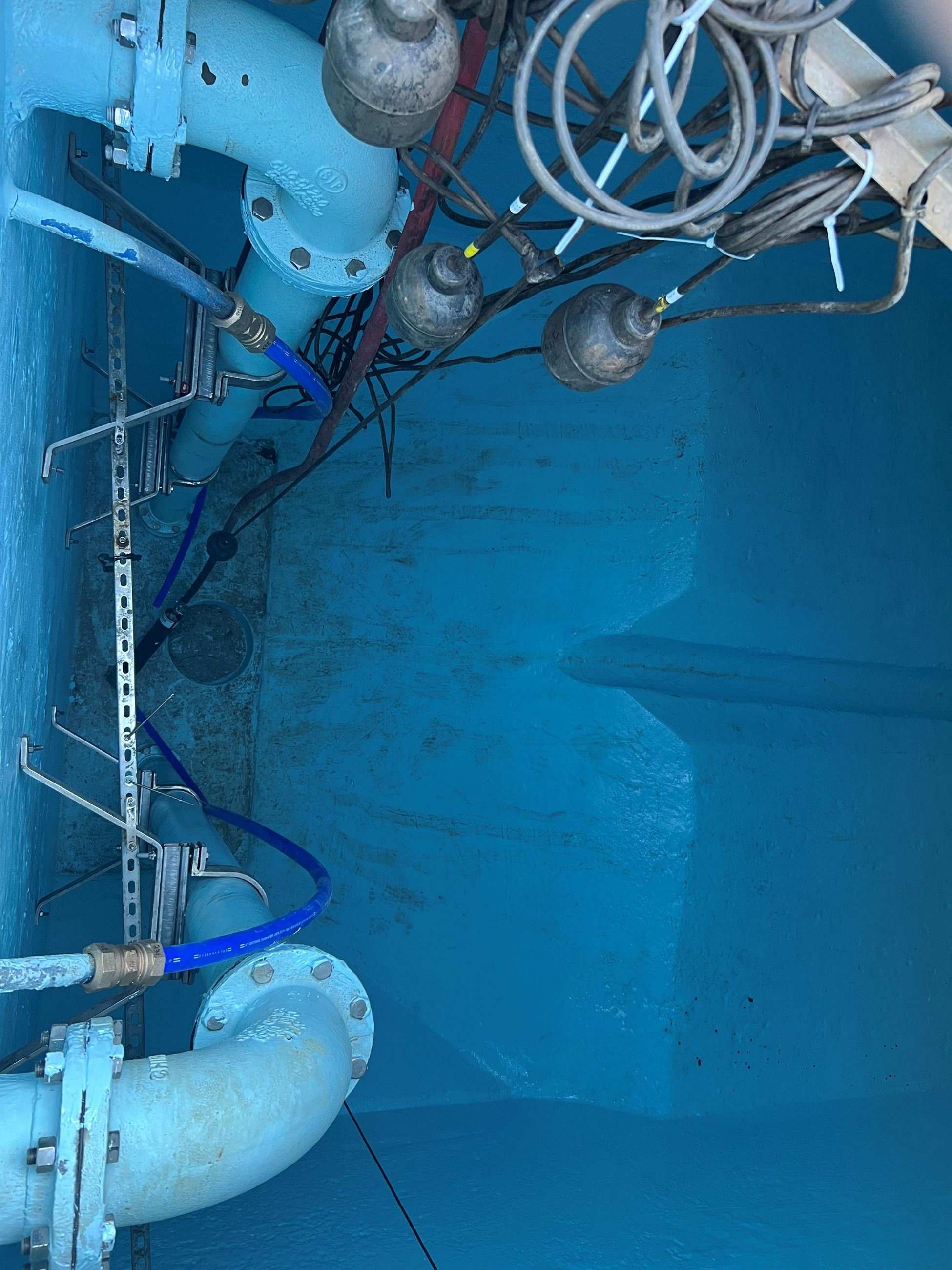 Faribourne liner Pic (1)